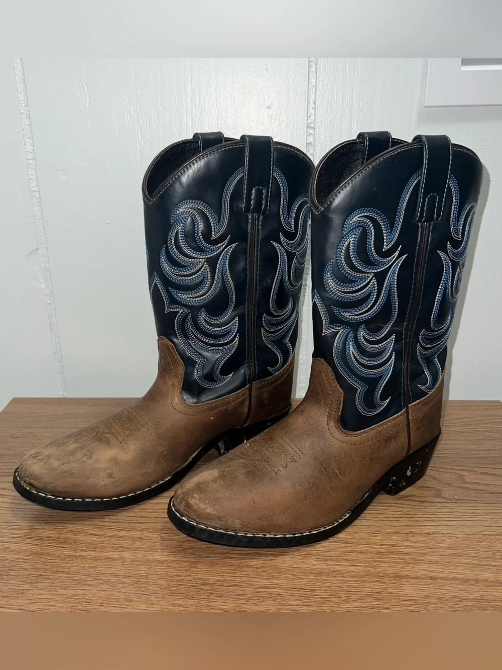 Cody James Boys Holt Two-Tone Embroidered Western Cowboy Boots Size 5